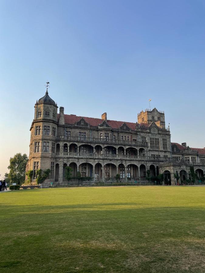 Mountain Zest-Simla Royale Near Mall Road-Free Pickup From Railway Station Simla Extérieur photo